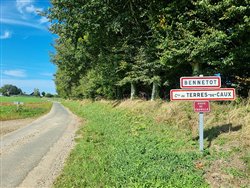 Entre du village par la route de Fauville - Bennetot